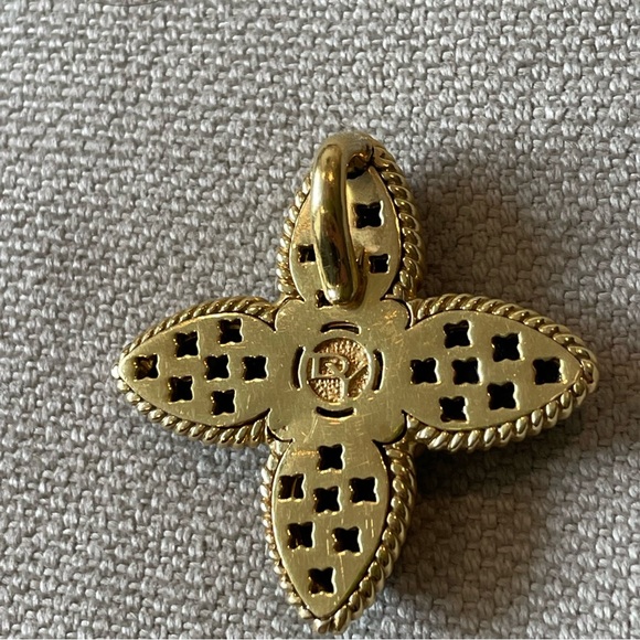 ⭐️David Yurman⭐️18K Gold, Onyx, Ruby and Pave Diamond Quatrefoil Charm Pendant - Picture 3 of 7